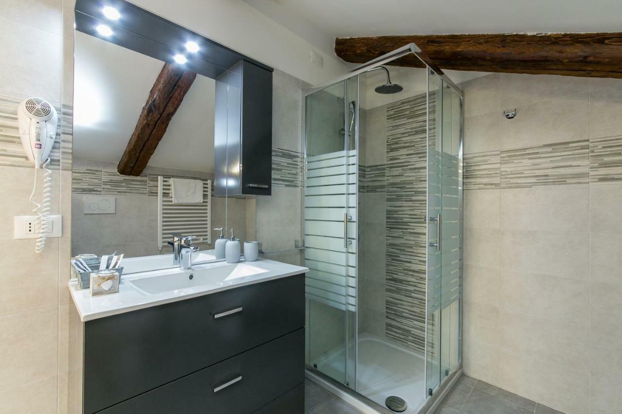 Red Lion Guest House Местре Екстериор снимка